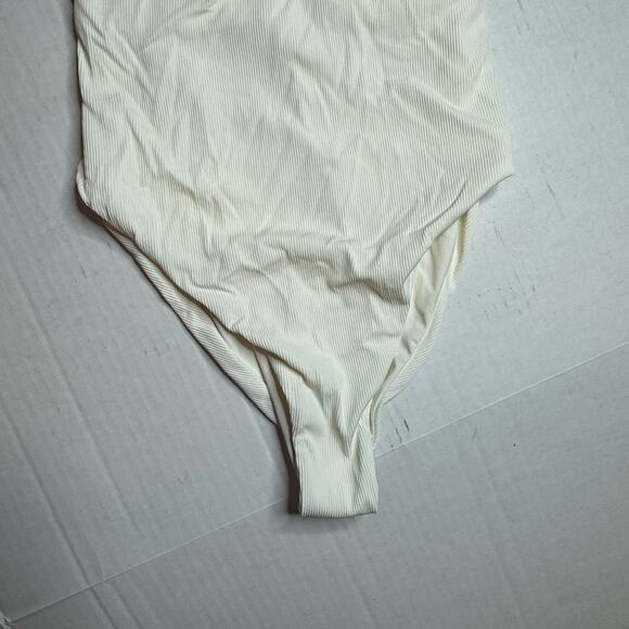 L*Space Cream Phoebe Classic One-Shoulder Rib One-Piece Swimsuit NWOT Size 8 - Picture 5 of 9